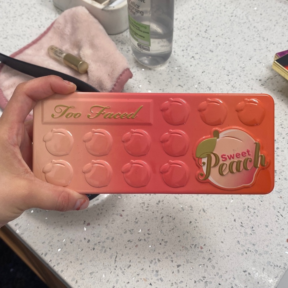 Too Faced Sweet peach pallet